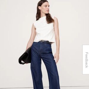 Banana Republic Classy Cream Ponte Top - Sz Small
Work day/ evening